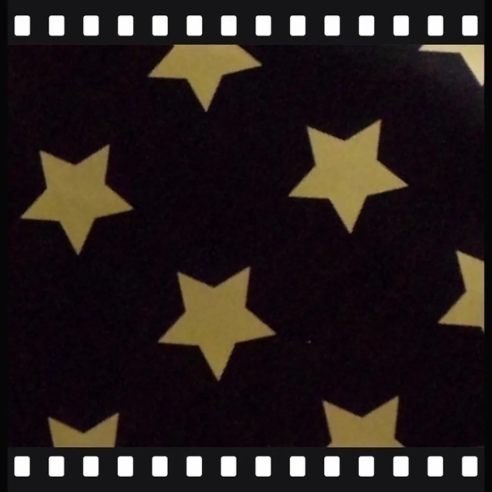 (10) 6x9 Black & Gold Stars Poly Mailers*